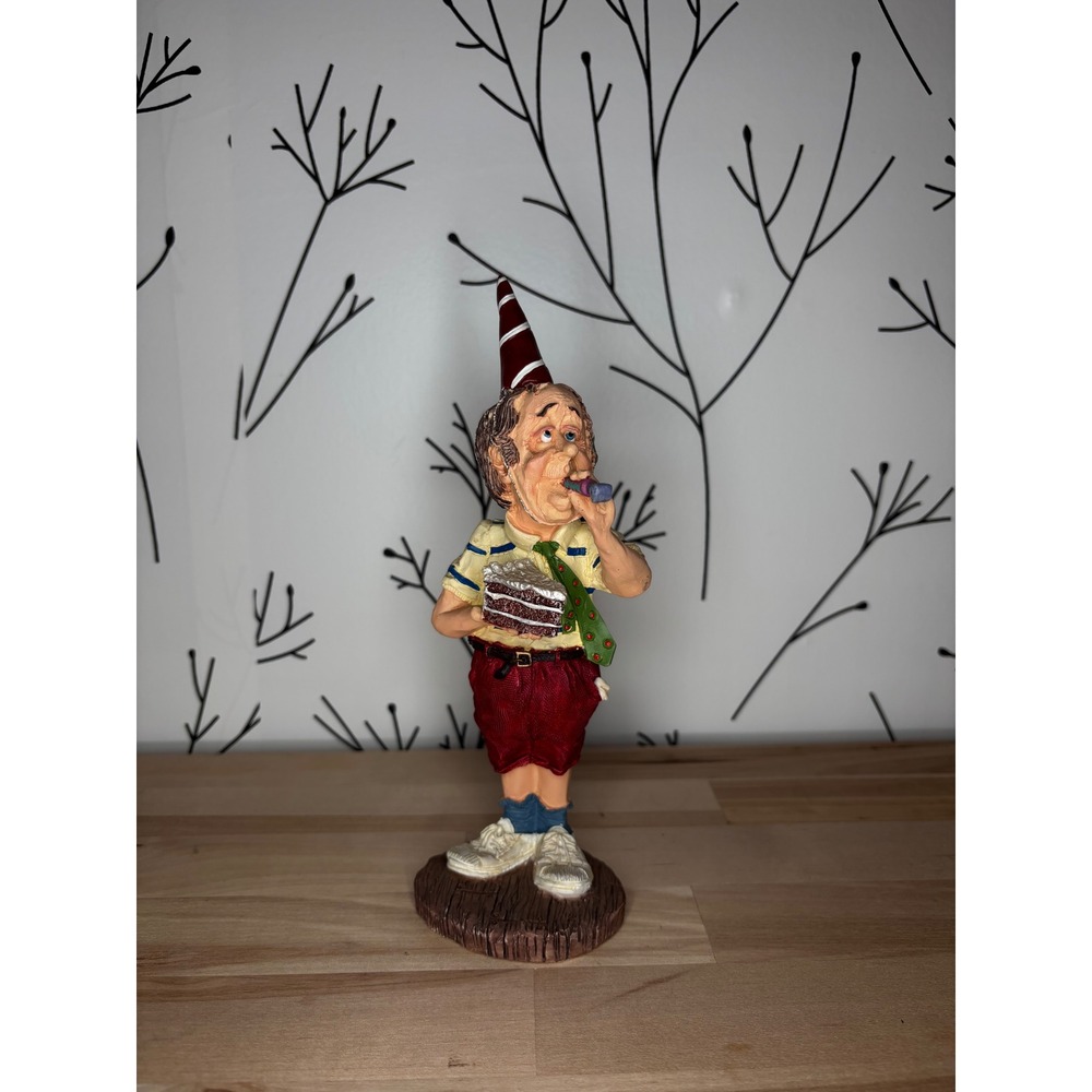 Russ Berrie‎ Doug Harris Happy Birthday Man Resin Figurine 13186 8"